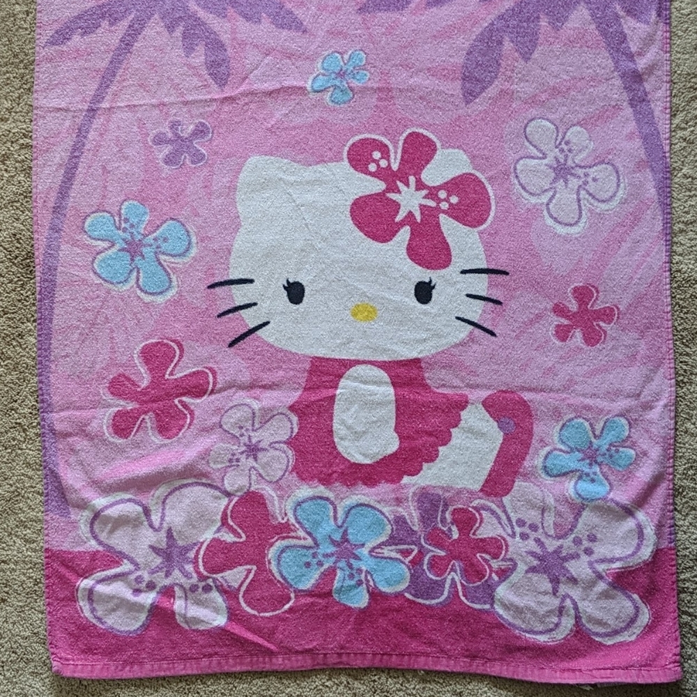 Hello kitty beach towel